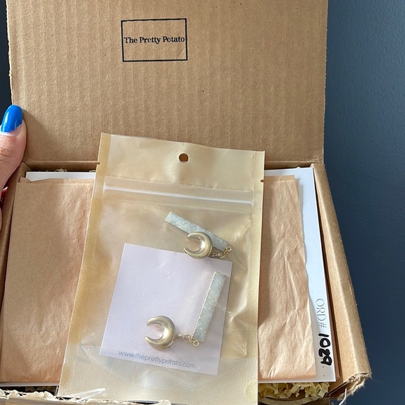 Pretty potato earrings - Picture 3 of 4